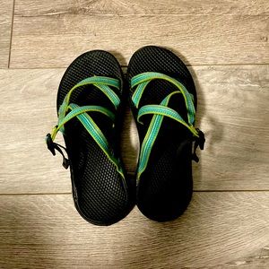 Chaco slides size 8